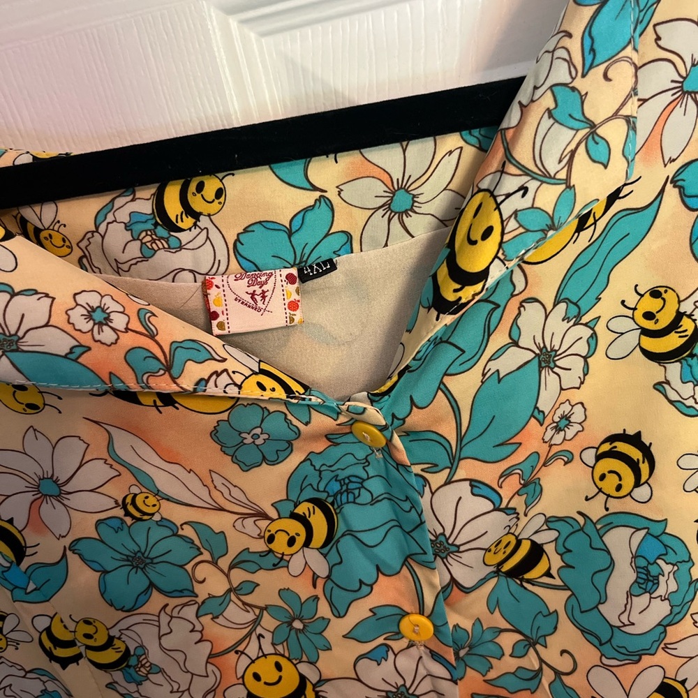 Banned Apparel Dancing Days Watching the Skies Bumble Bee Floral Retro Dress 4X - Picture 2 of 3